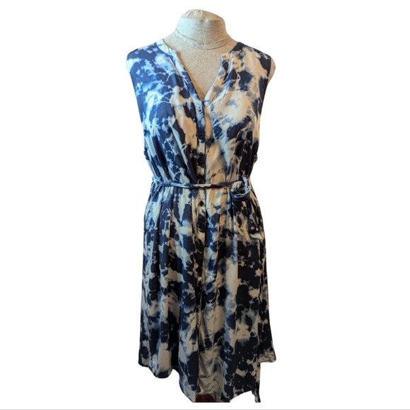 Torrid sz3 (3X) Midi-challis Blue & white Button-front shirt dress EUC - Picture 1 of 6